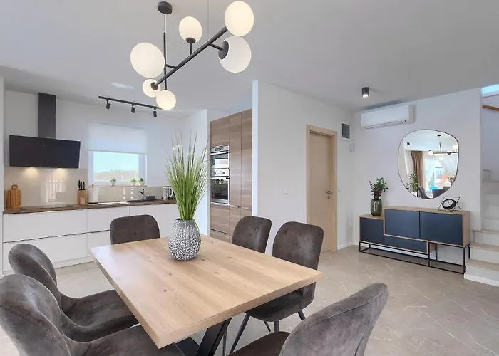 Nyaraló Veduta Póla